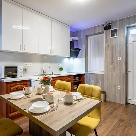 Parking Easy - Extra Peaceful & Very Comfy 부다페스트