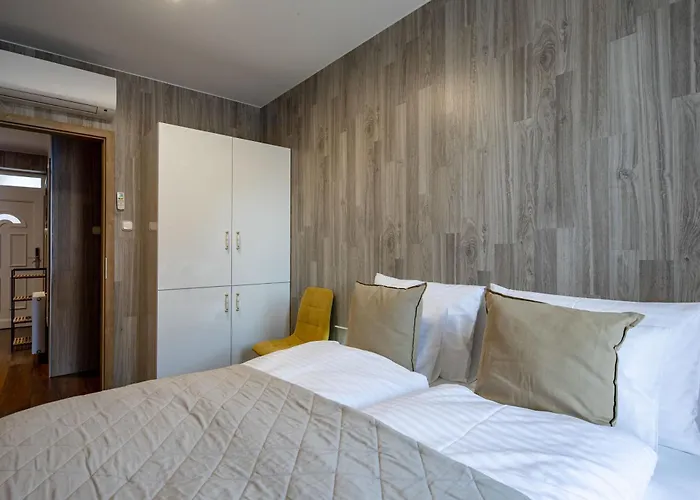 Parking Easy - Extra Peaceful & Very Comfy